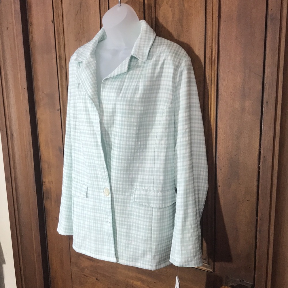 Coffee Shop New York Blue and White Jacket - Picture 2 of 11